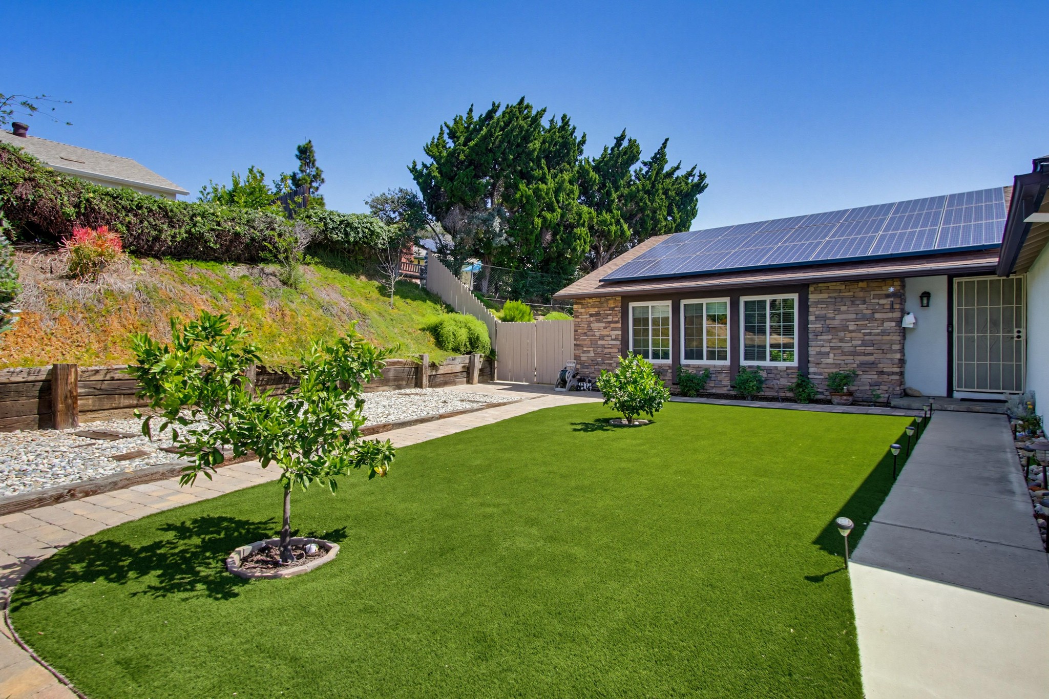 Virtual tour photo 6 of 59 for 13857 Olive Park Pl