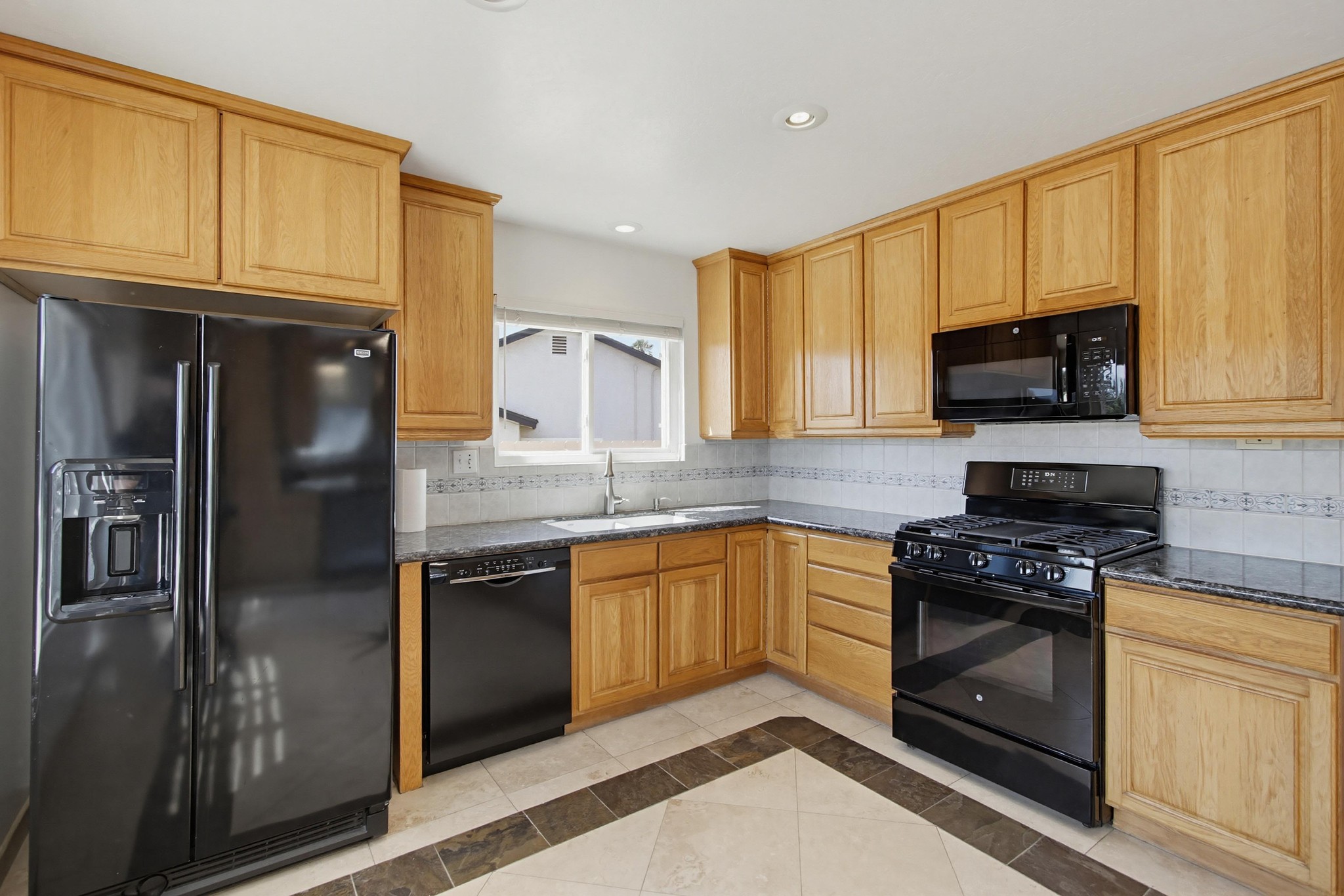 Virtual tour photo 19 of 59 for 13857 Olive Park Pl