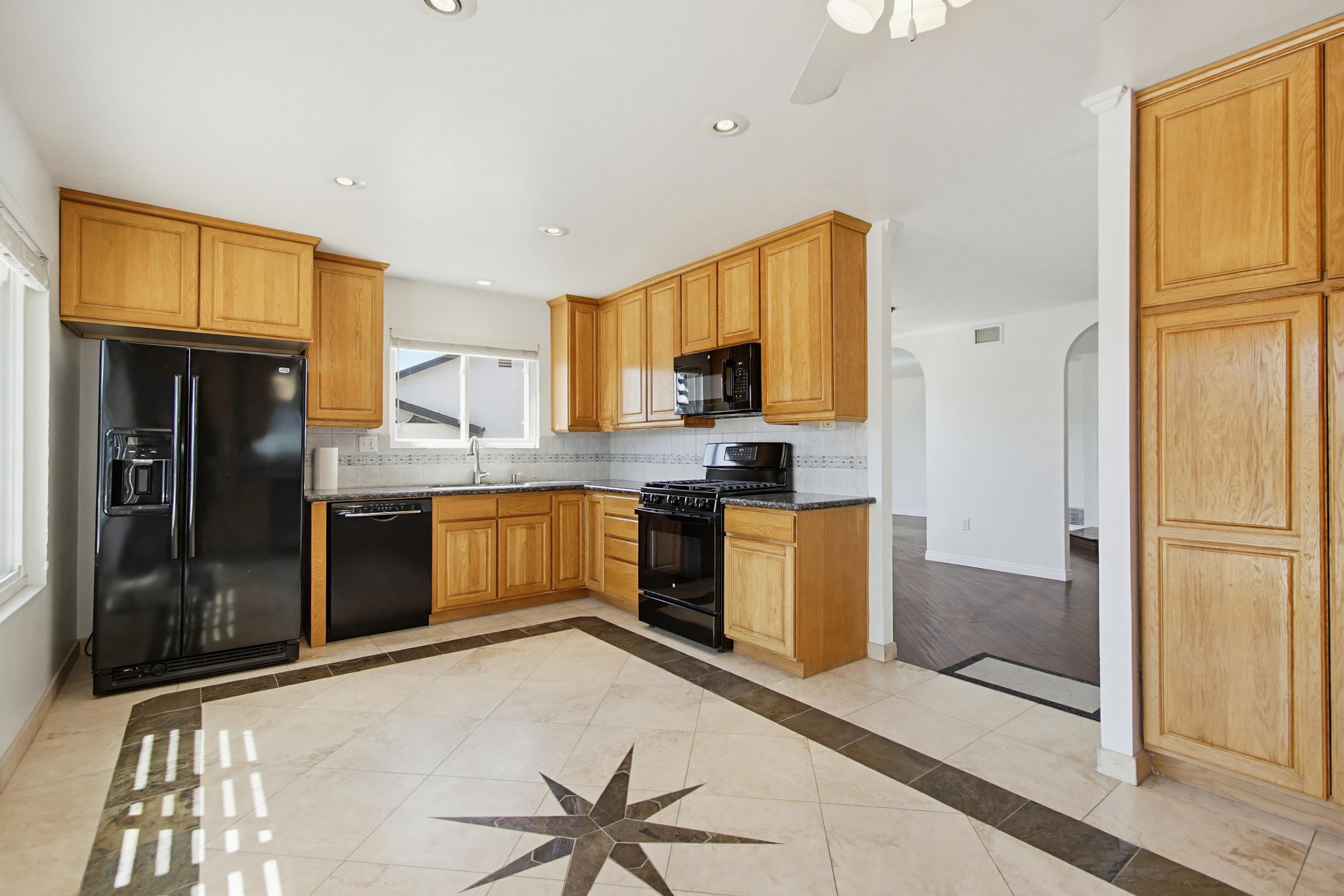Virtual tour photo 20 of 59 for 13857 Olive Park Pl