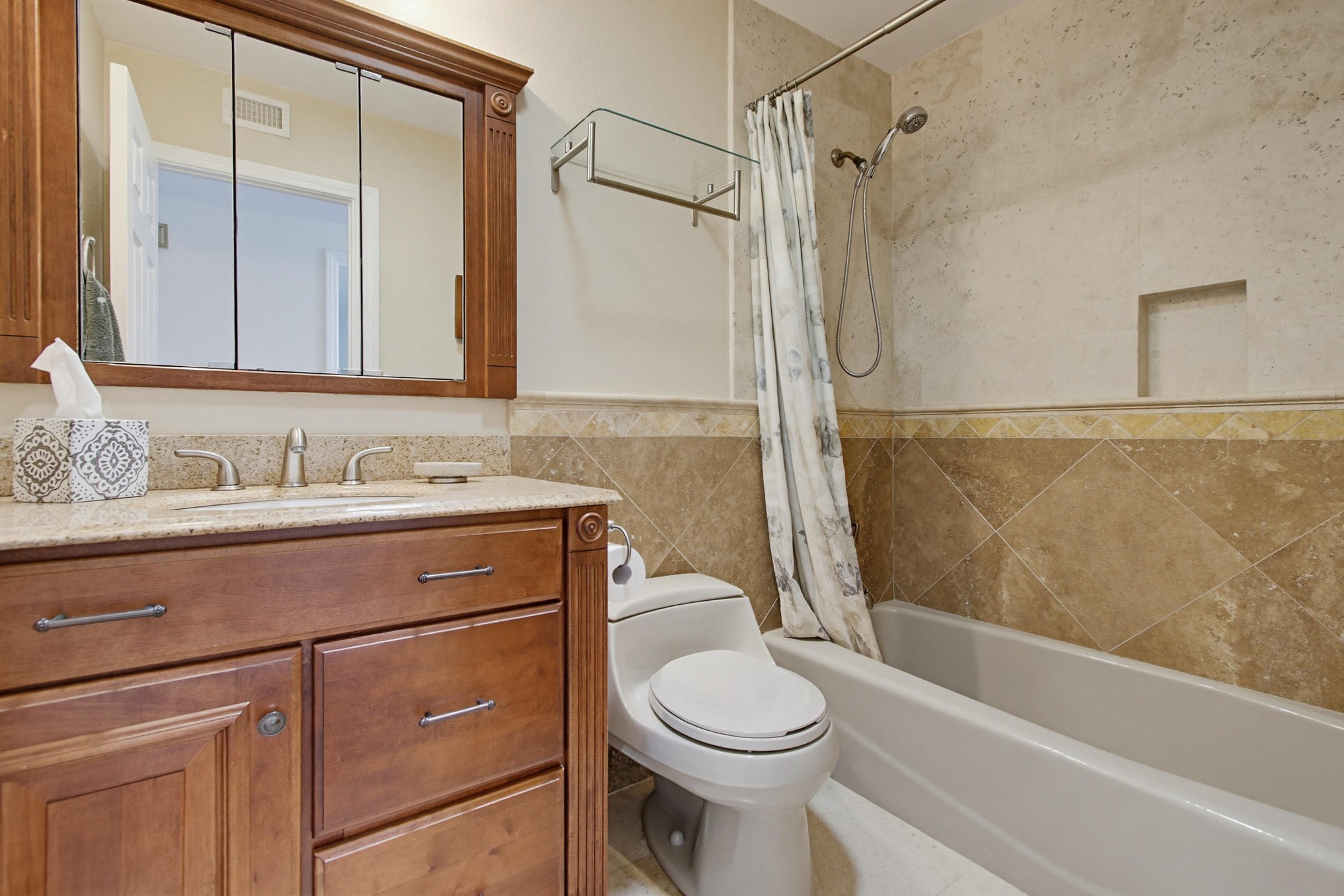Virtual tour photo 27 of 59 for 13857 Olive Park Pl