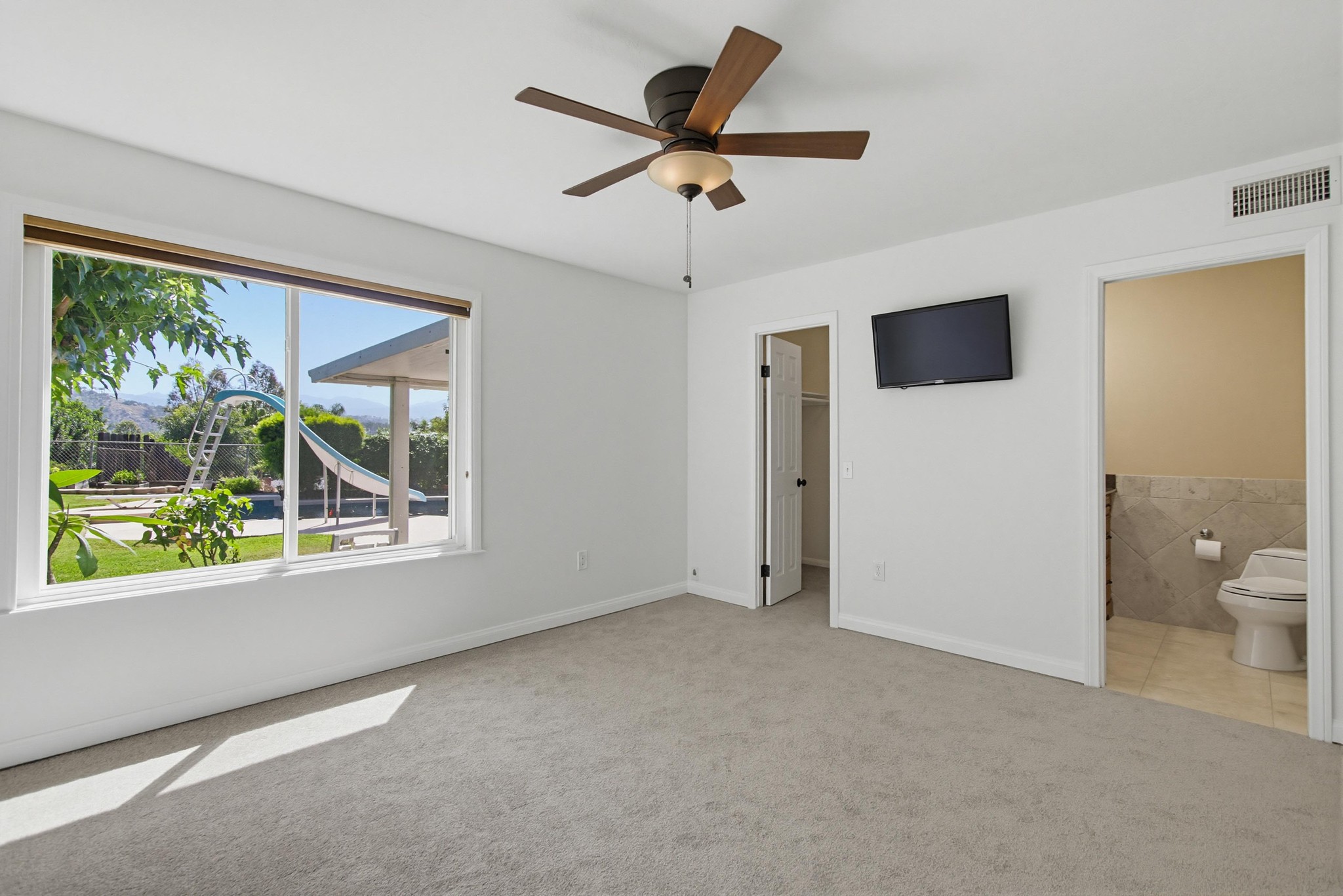 Virtual tour photo 36 of 59 for 13857 Olive Park Pl