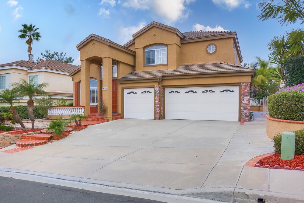 Virtual tour photo 4 of 71 for 13864 Lewiston St