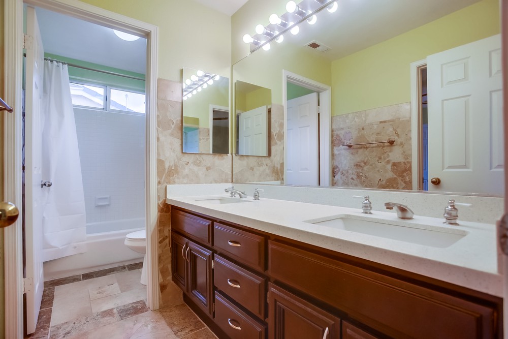 Virtual tour photo 44 of 71 for 13864 Lewiston St