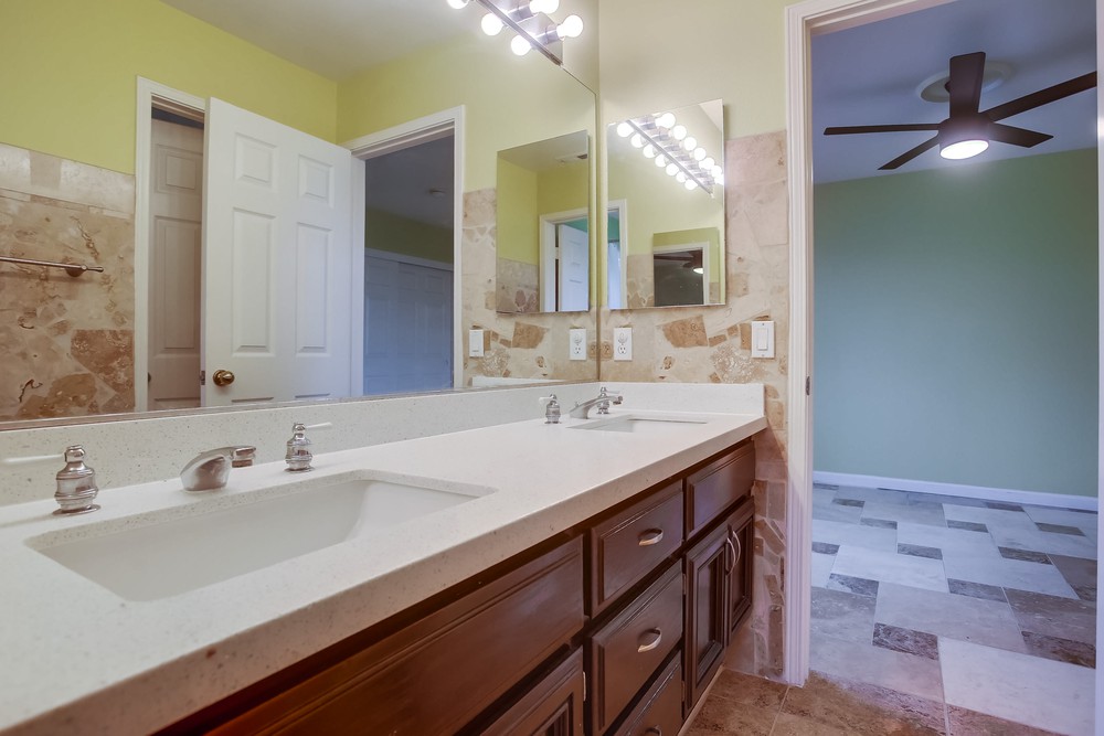 Virtual tour photo 46 of 71 for 13864 Lewiston St