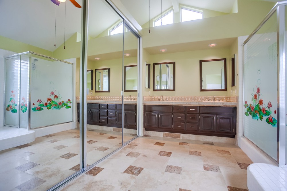 Virtual tour photo 52 of 71 for 13864 Lewiston St