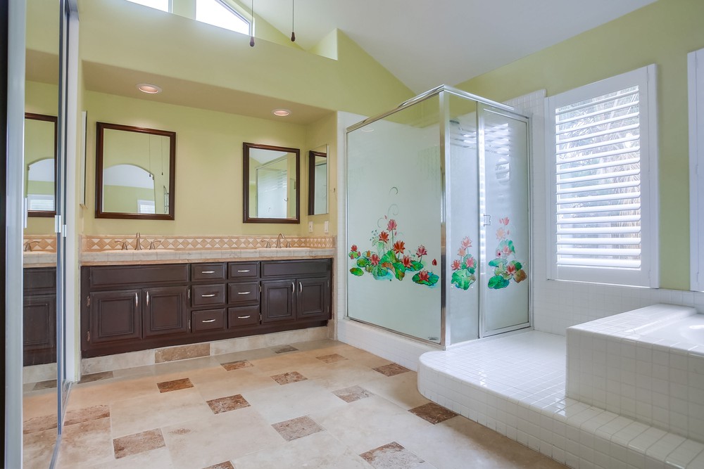 Virtual tour photo 53 of 71 for 13864 Lewiston St