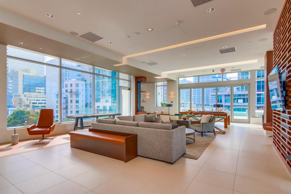 Virtual tour photo 9 of 65 for 1388 Kettner Blvd #1104