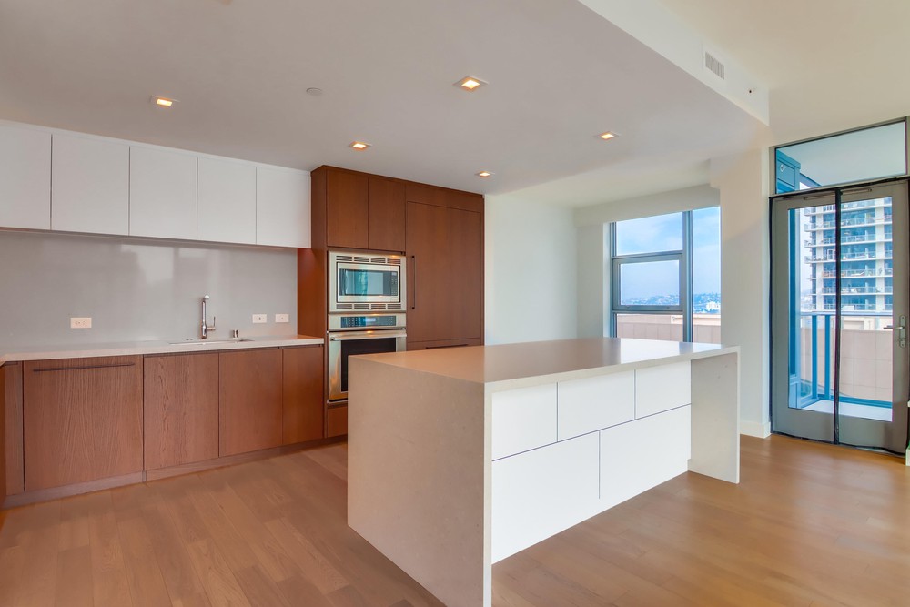 Virtual tour photo 25 of 65 for 1388 Kettner Blvd #1104