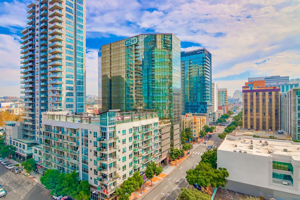 Virtual tour photo 36 of 65 for 1388 Kettner Blvd #1104