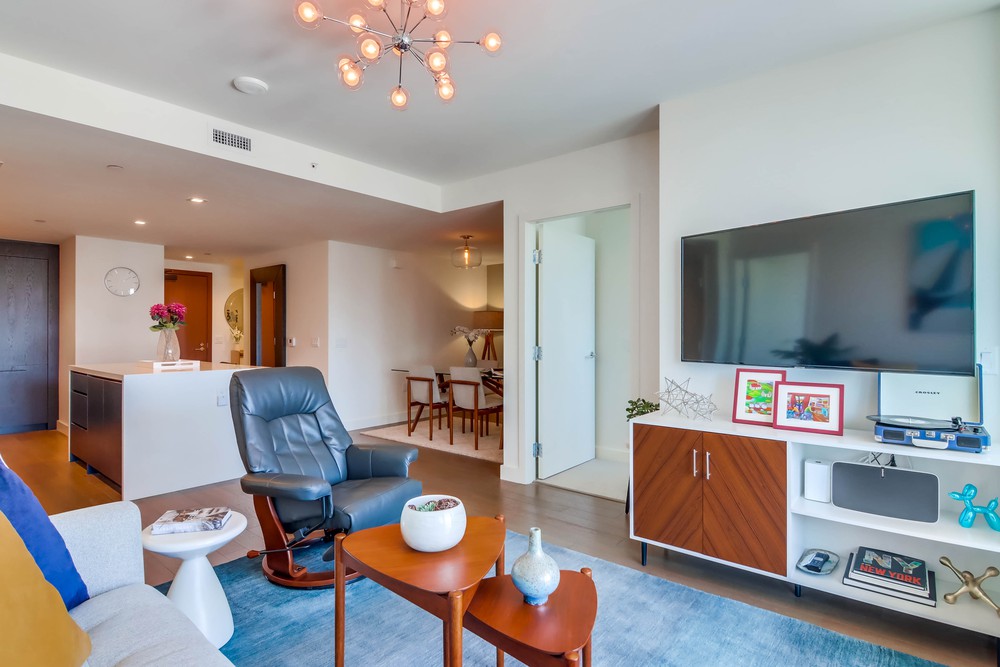 Virtual tour photo 15 of 60 for 1388 Kettner Blvd #1505
