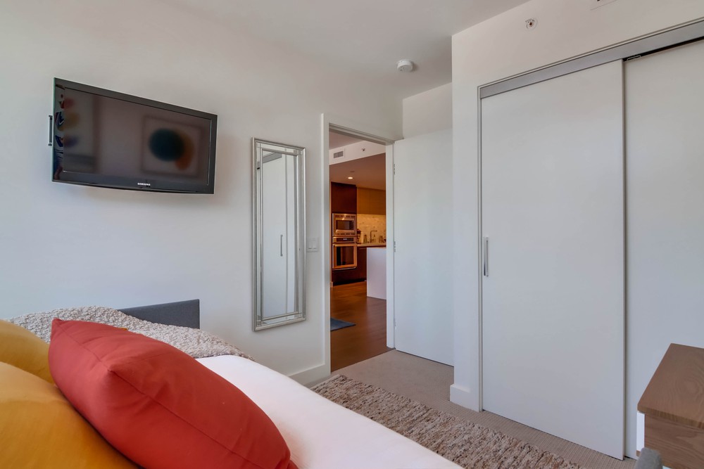 Virtual tour photo 43 of 60 for 1388 Kettner Blvd #1505