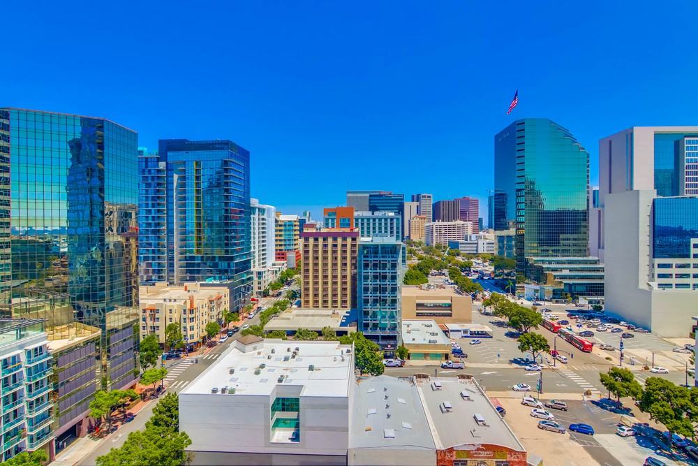 Virtual tour photo 53 of 60 for 1388 Kettner Blvd #1505