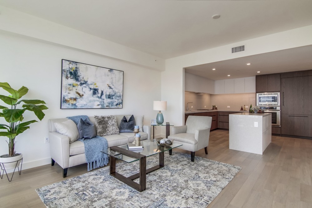Virtual tour photo 12 of 96 for 1388 Kettner Blvd #2407