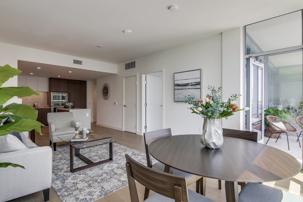 Virtual tour photo 22 of 96 for 1388 Kettner Blvd #2407