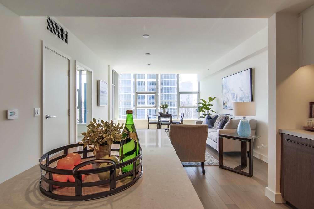 Virtual tour photo 32 of 96 for 1388 Kettner Blvd #2407
