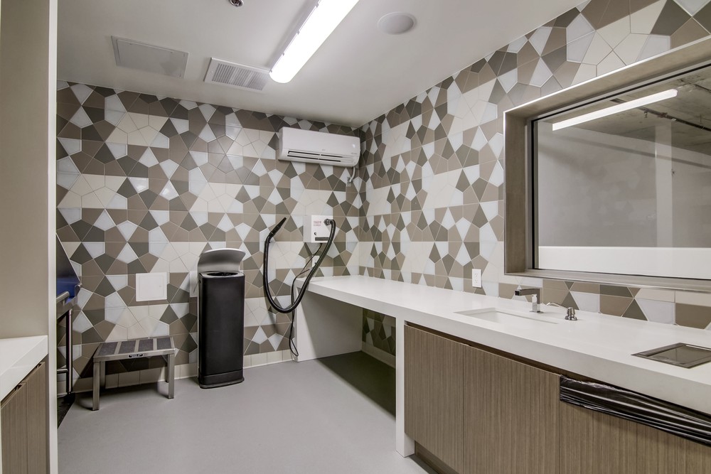 Virtual tour photo 76 of 96 for 1388 Kettner Blvd #2407