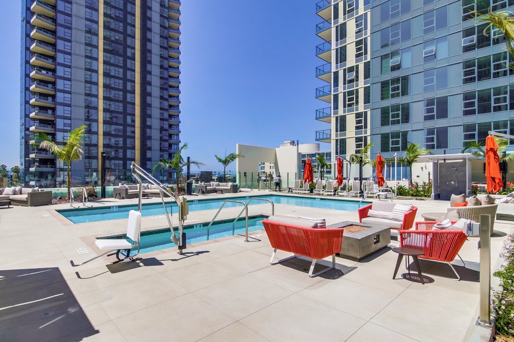 Virtual tour photo 91 of 96 for 1388 Kettner Blvd #2407