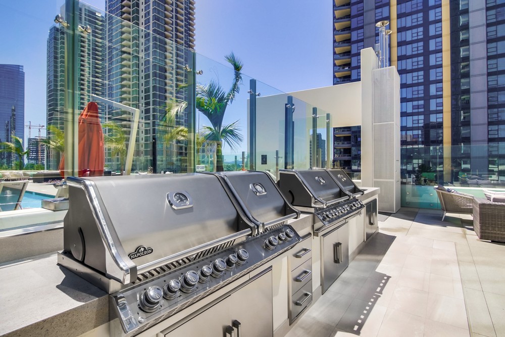 Virtual tour photo 95 of 96 for 1388 Kettner Blvd #2407