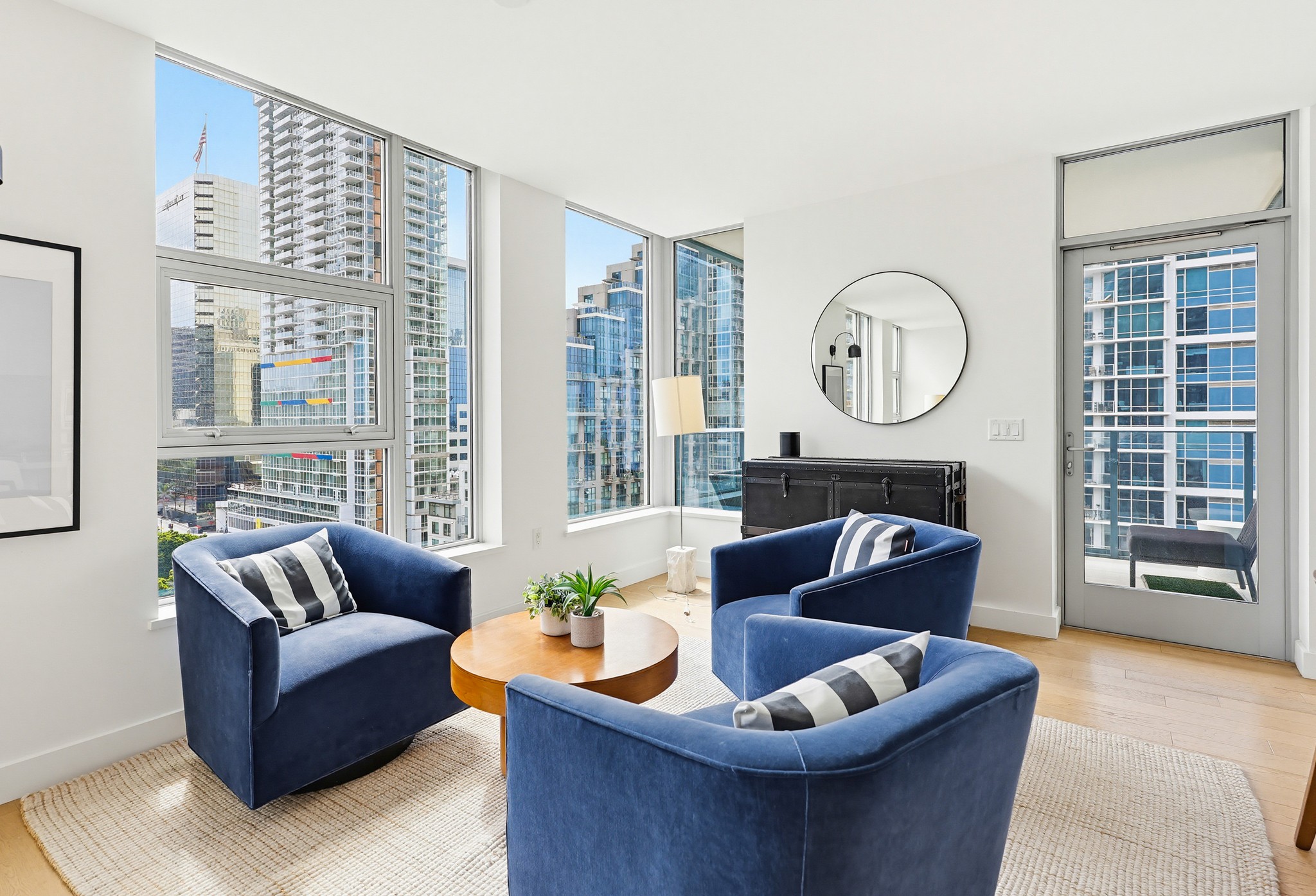 Virtual tour photo 16 of 78 for 1388 Kettner Blvd Unit 1206