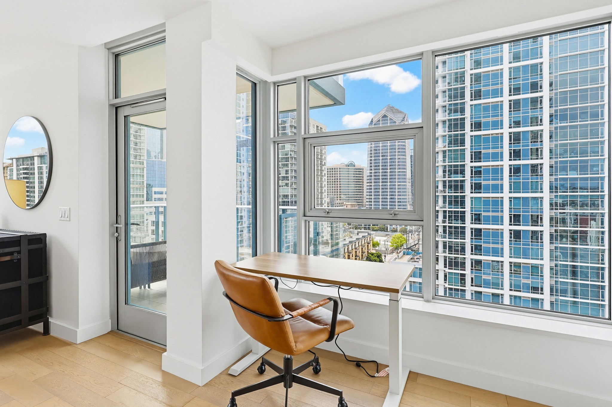 Virtual tour photo 18 of 78 for 1388 Kettner Blvd Unit 1206