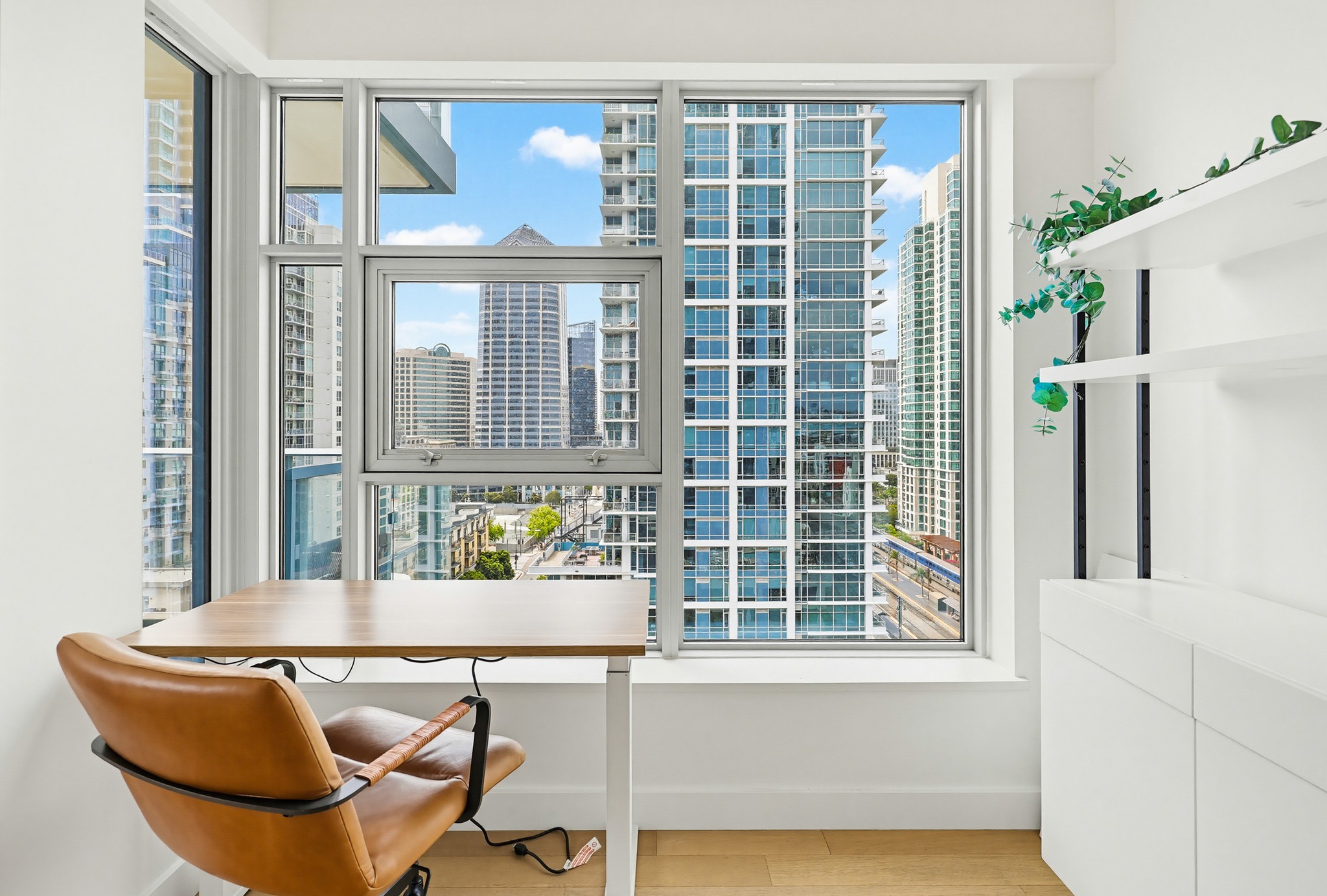 Virtual tour photo 19 of 78 for 1388 Kettner Blvd Unit 1206