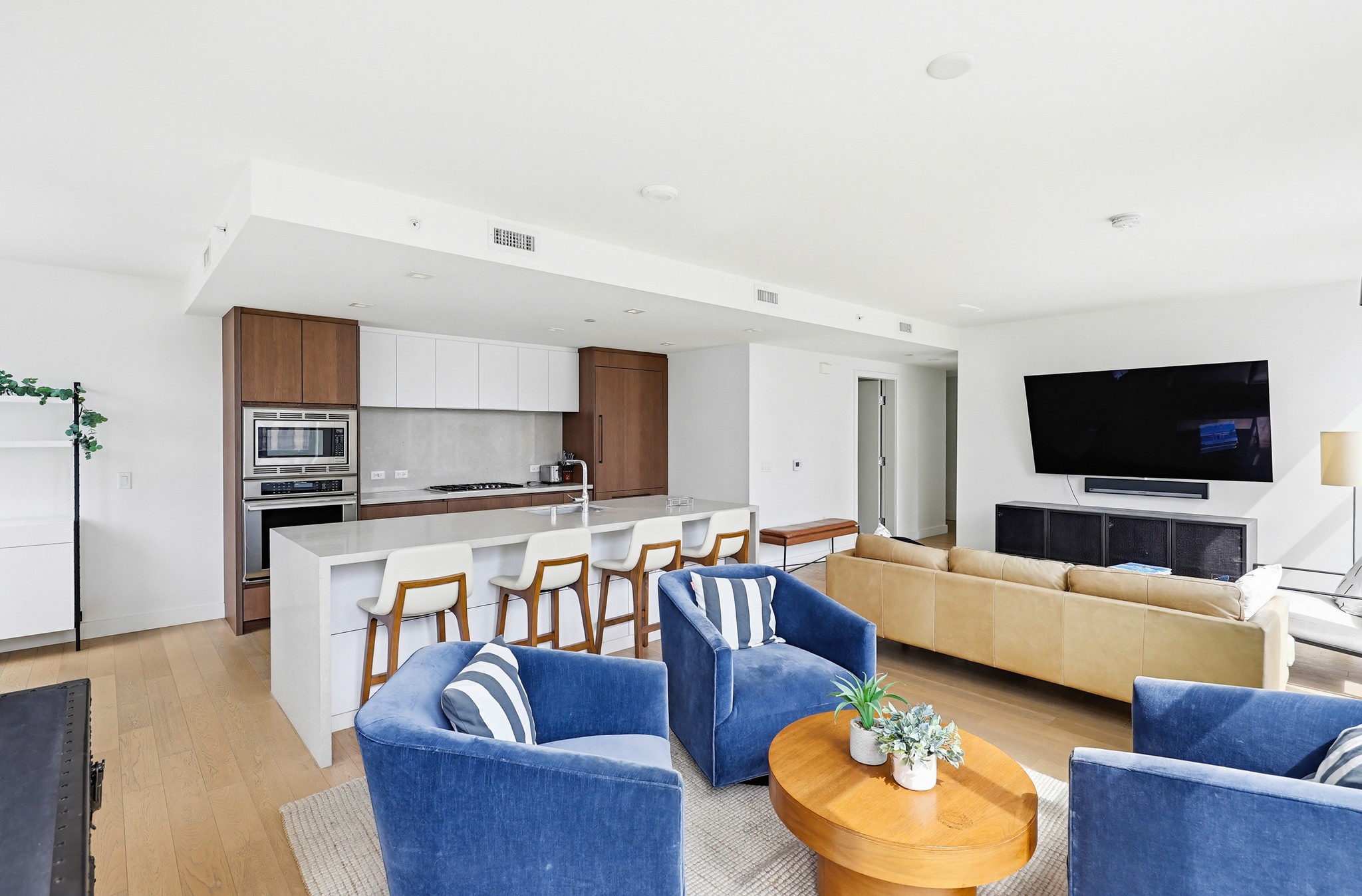 Virtual tour photo 21 of 78 for 1388 Kettner Blvd Unit 1206