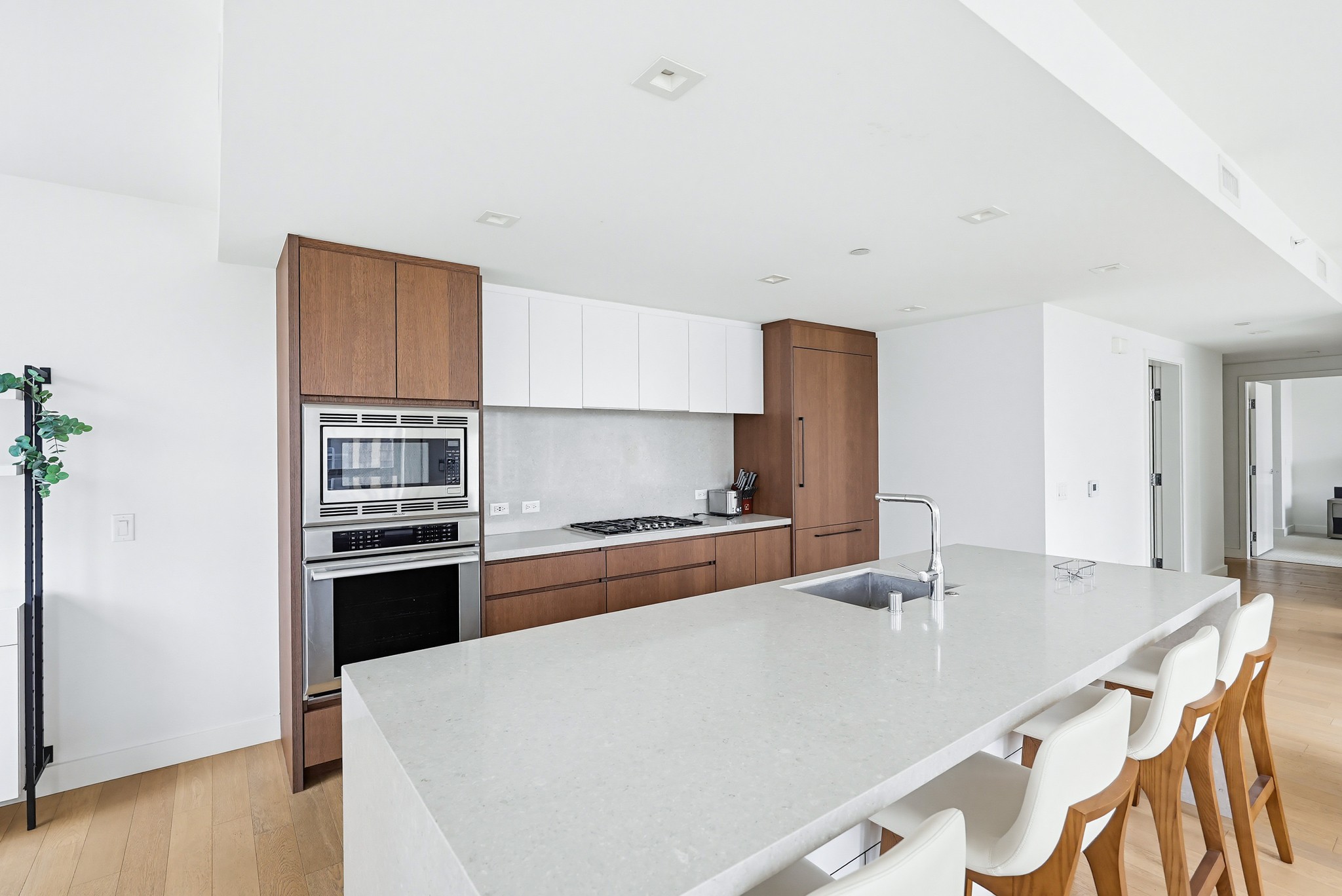 Virtual tour photo 23 of 78 for 1388 Kettner Blvd Unit 1206