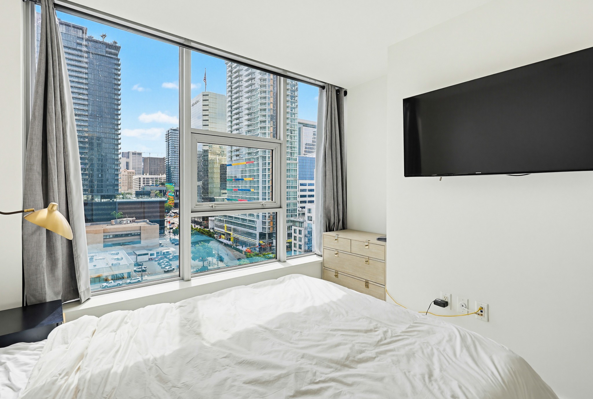 Virtual tour photo 44 of 78 for 1388 Kettner Blvd Unit 1206