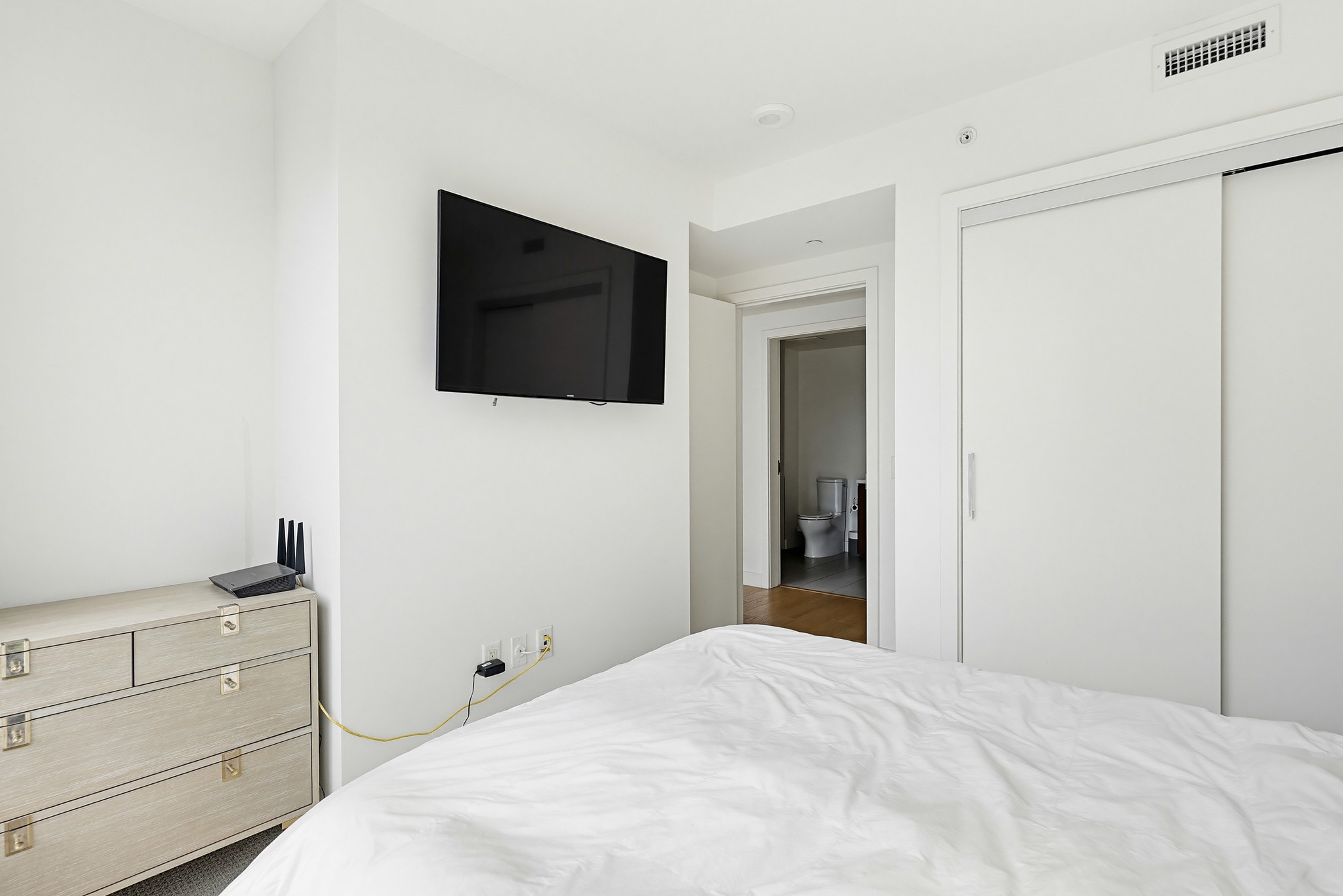 Virtual tour photo 45 of 78 for 1388 Kettner Blvd Unit 1206