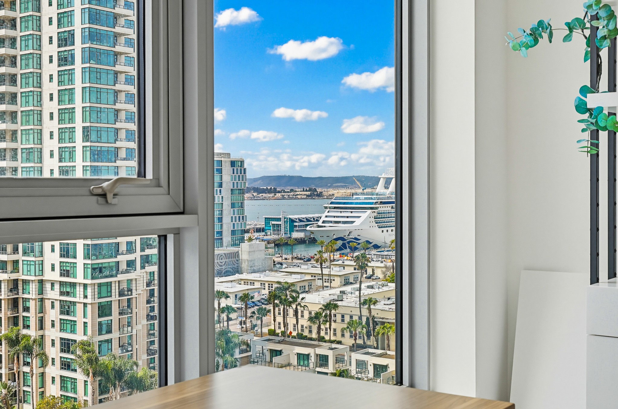 Virtual tour photo 49 of 78 for 1388 Kettner Blvd Unit 1206