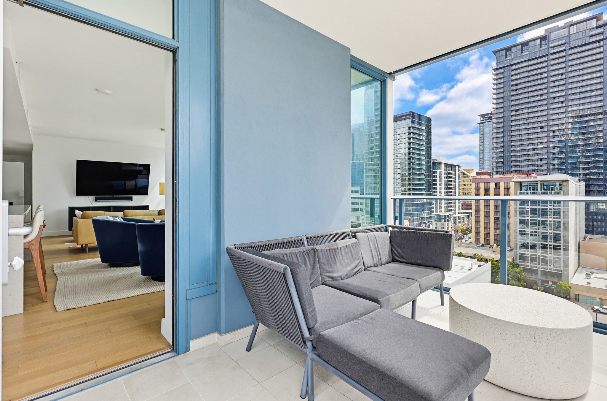 Virtual tour photo 56 of 78 for 1388 Kettner Blvd Unit 1206