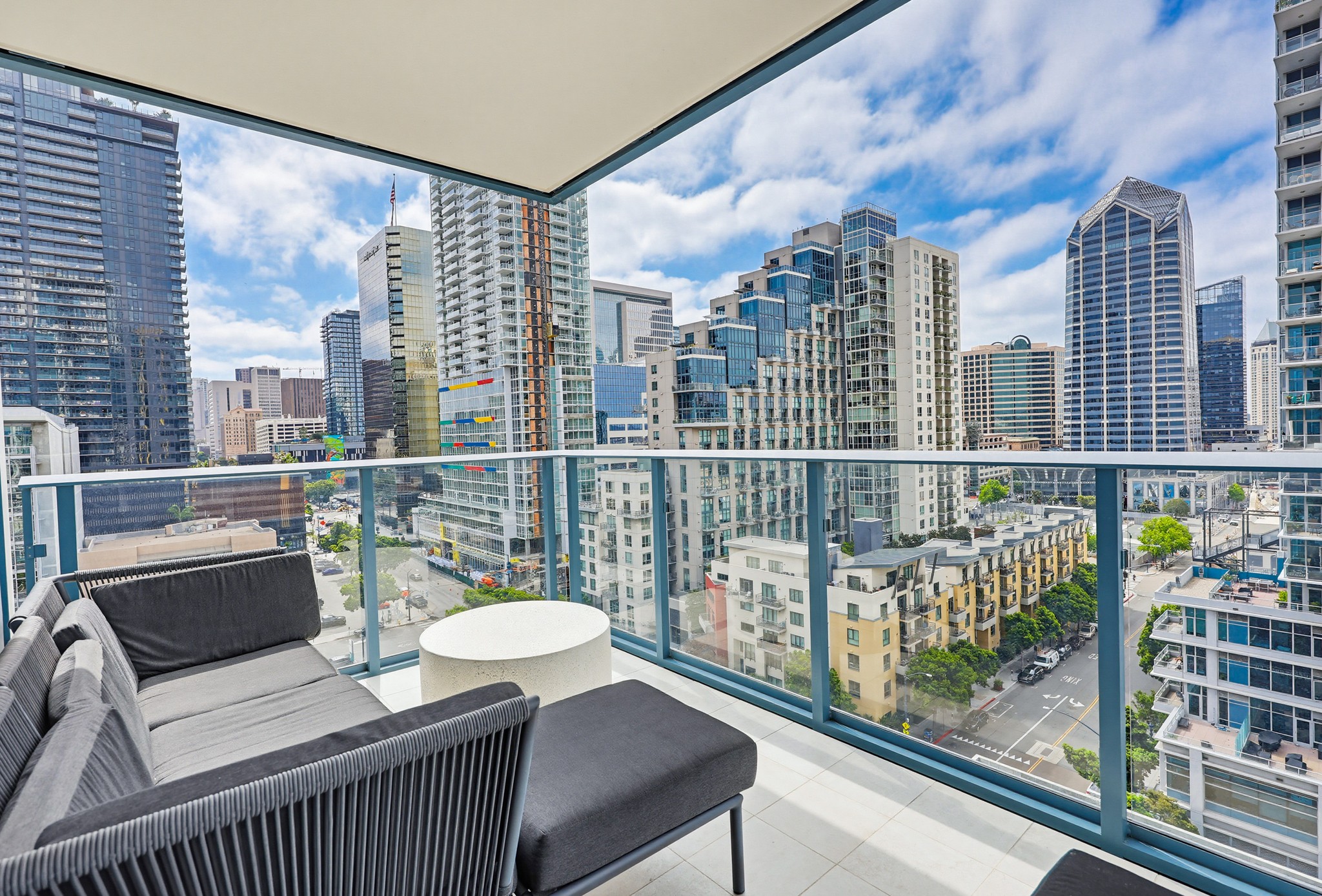 Virtual tour photo 59 of 78 for 1388 Kettner Blvd Unit 1206