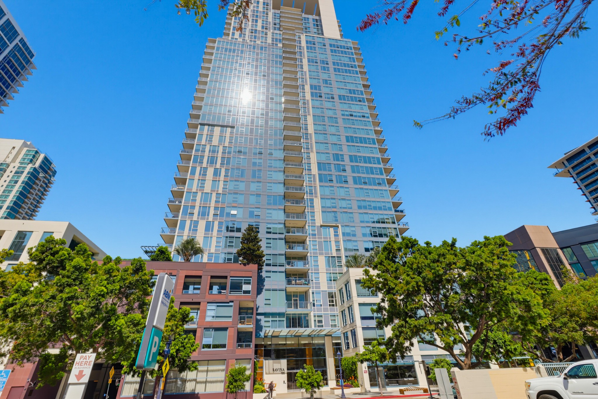 Virtual tour photo 1 of 50 for 1388 Kettner Blvd Unit 2409