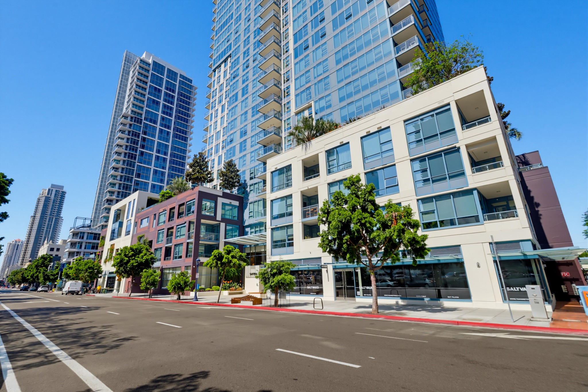 Virtual tour photo 4 of 50 for 1388 Kettner Blvd Unit 2409