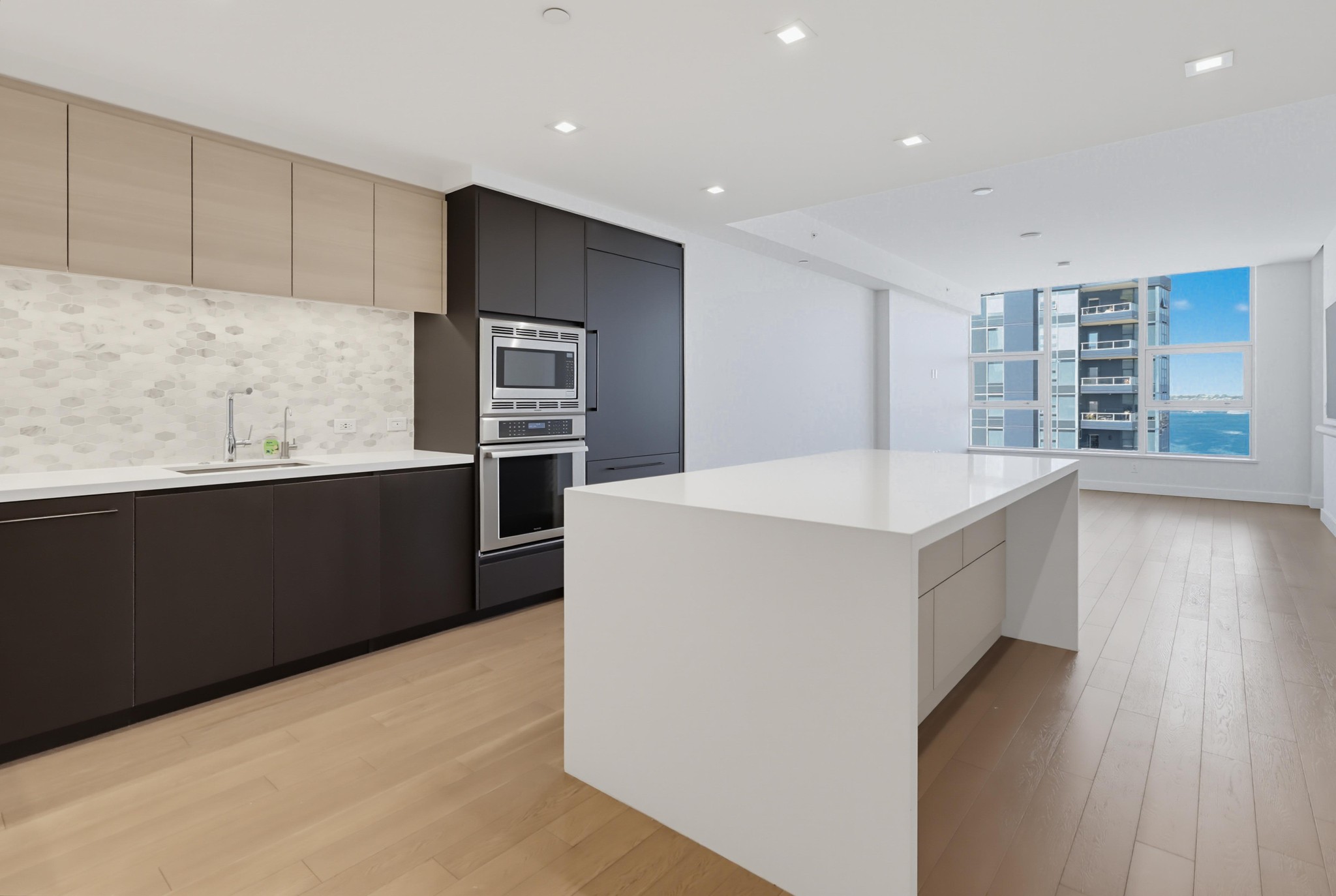 Virtual tour photo 10 of 50 for 1388 Kettner Blvd Unit 2409