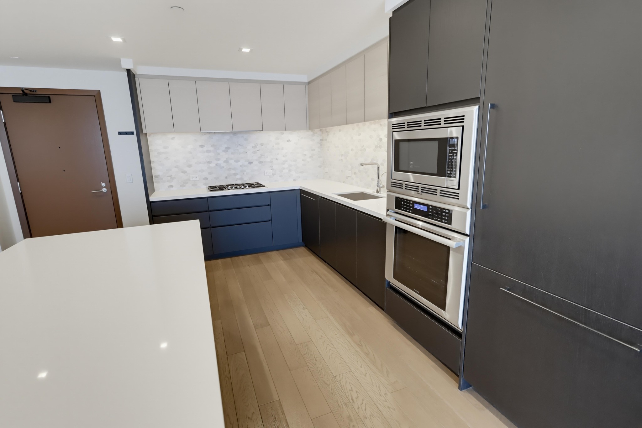 Virtual tour photo 14 of 50 for 1388 Kettner Blvd Unit 2409