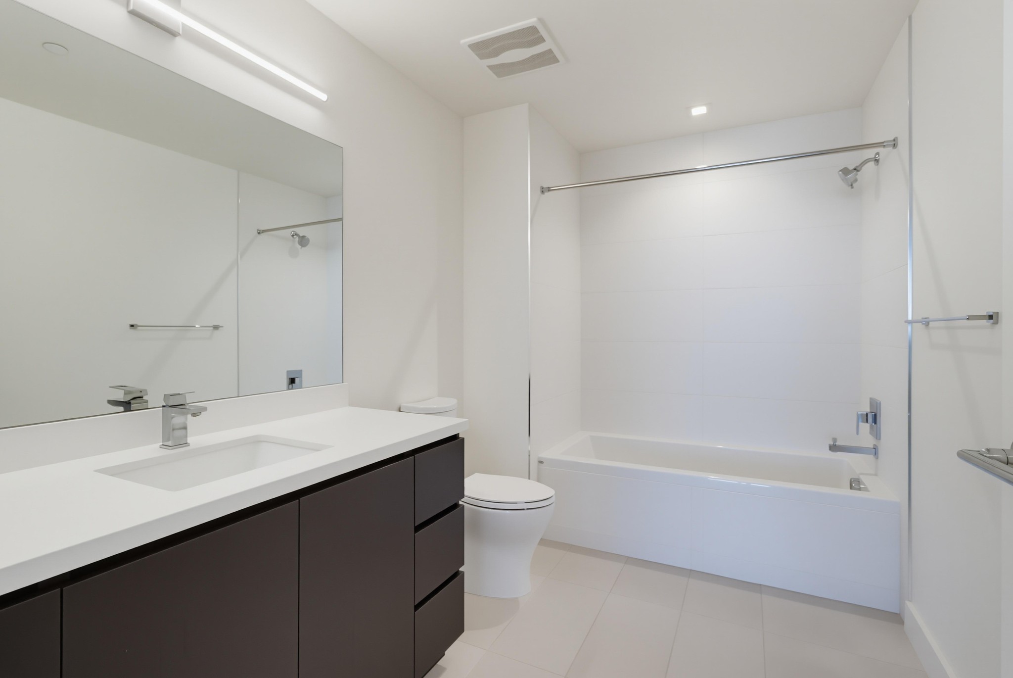 Virtual tour photo 33 of 50 for 1388 Kettner Blvd Unit 2409