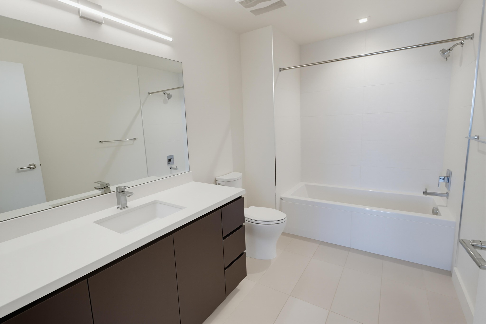 Virtual tour photo 34 of 50 for 1388 Kettner Blvd Unit 2409
