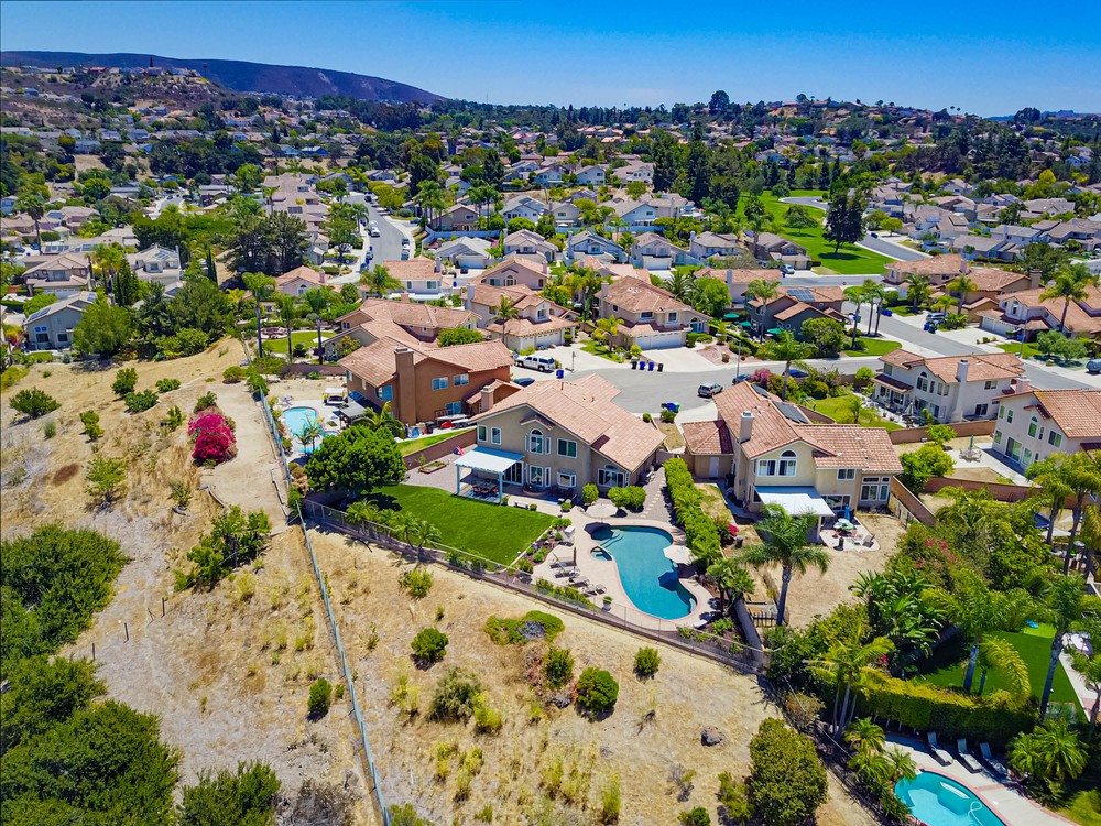 Virtual tour photo 12 of 25 for 13920 Cayucos Ct