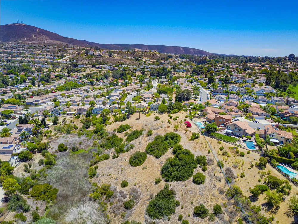 Virtual tour photo 22 of 25 for 13920 Cayucos Ct