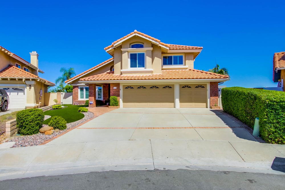 Virtual tour photo 3 of 125 for 13920 Cayucos Ct
