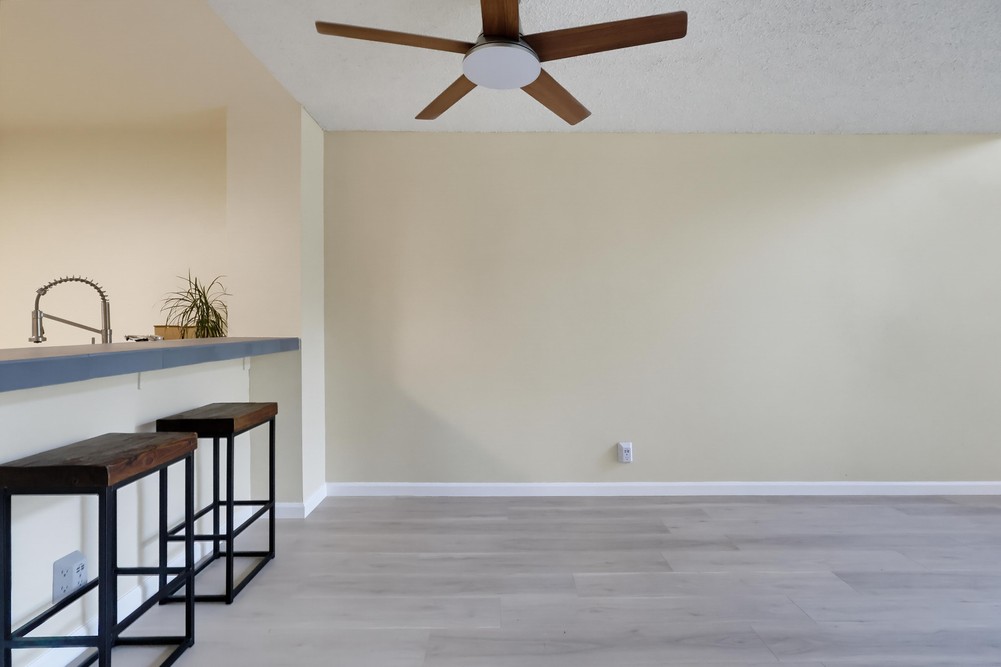 Virtual tour photo 11 of 86 for 13923 Bayside Dr