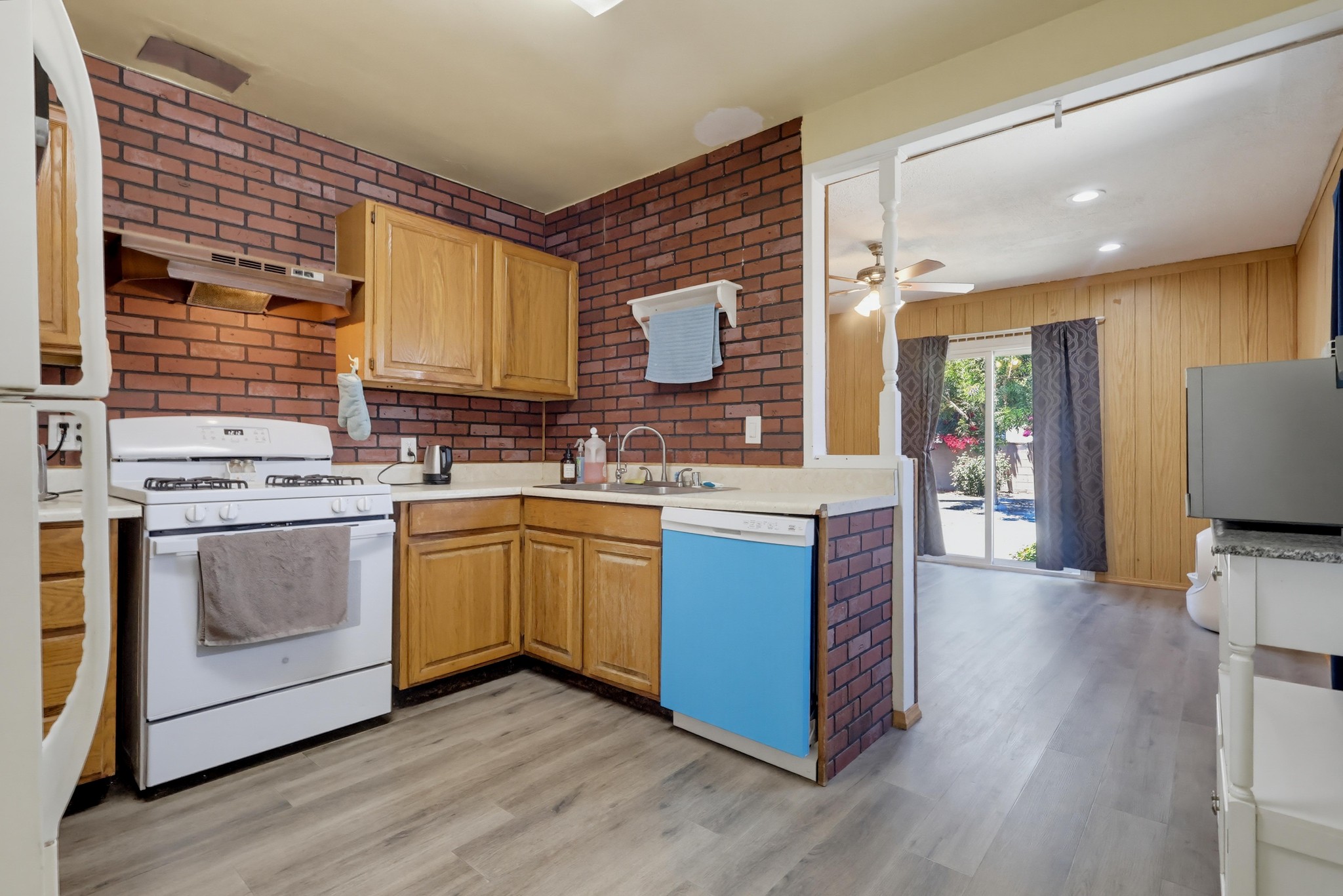 Virtual tour photo 16 of 43 for 13923 Maidstone Ave