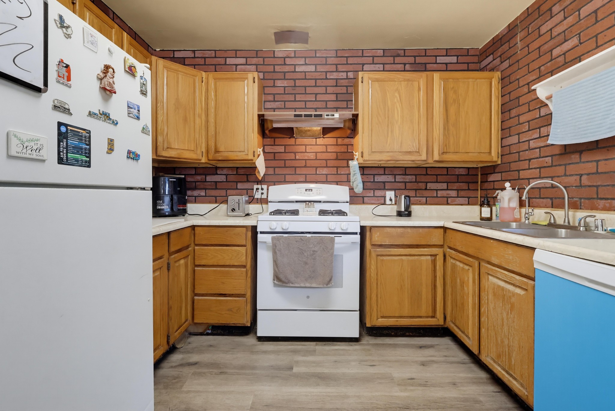 Virtual tour photo 17 of 43 for 13923 Maidstone Ave