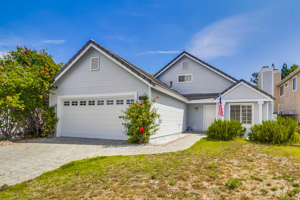 Virtual tour photo 3 of 31 for 13925 Chicarita Creek Rd