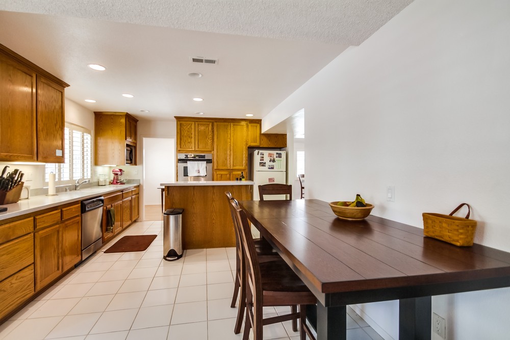 Virtual tour photo 13 of 31 for 13925 Chicarita Creek Rd