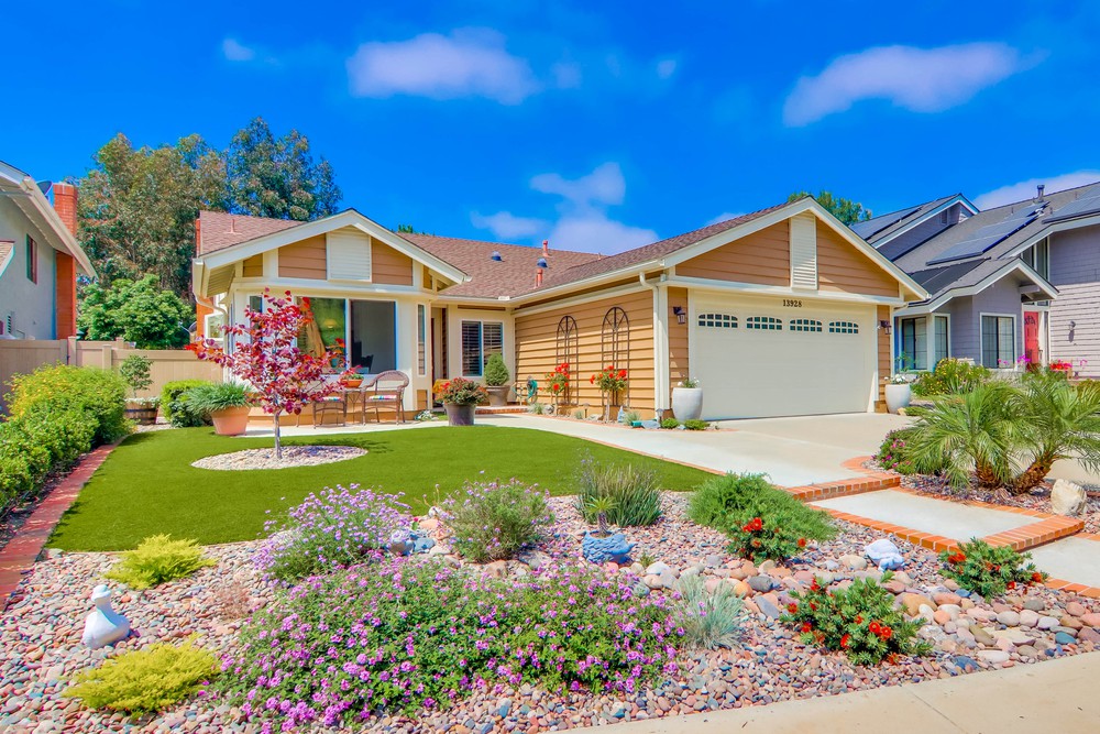 Virtual tour photo 1 of 66 for 13928 Amber Sky Ln