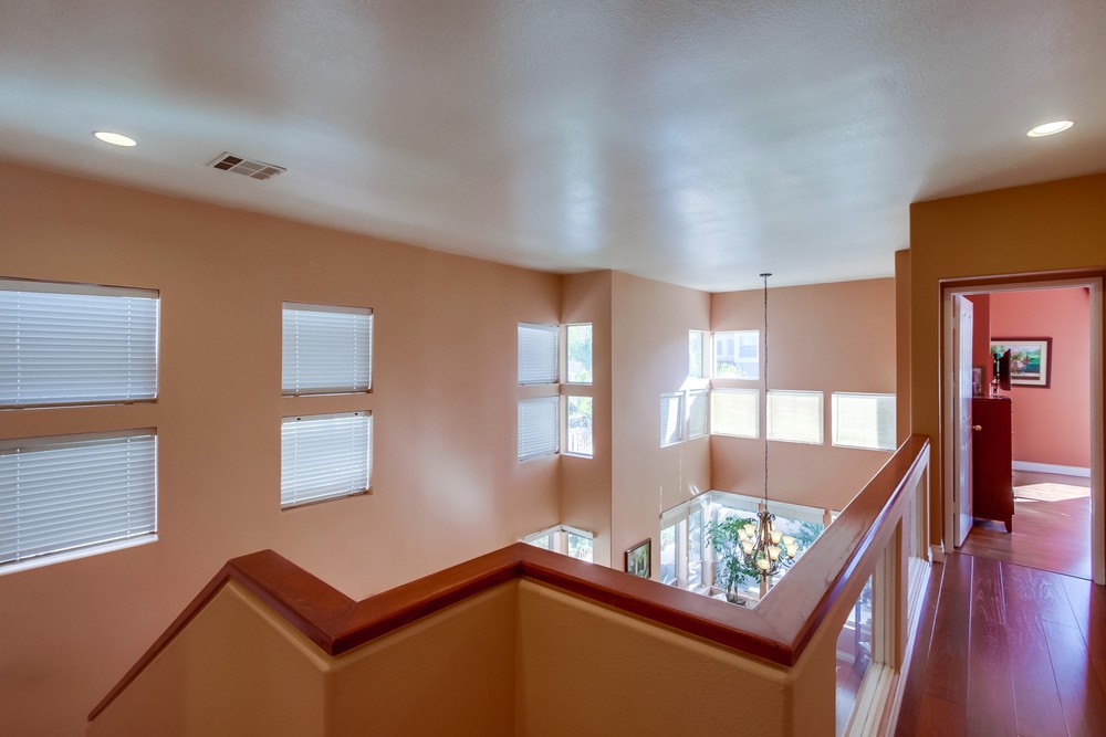Virtual tour photo 22 of 49 for 13933 Carmel Ridge Rd