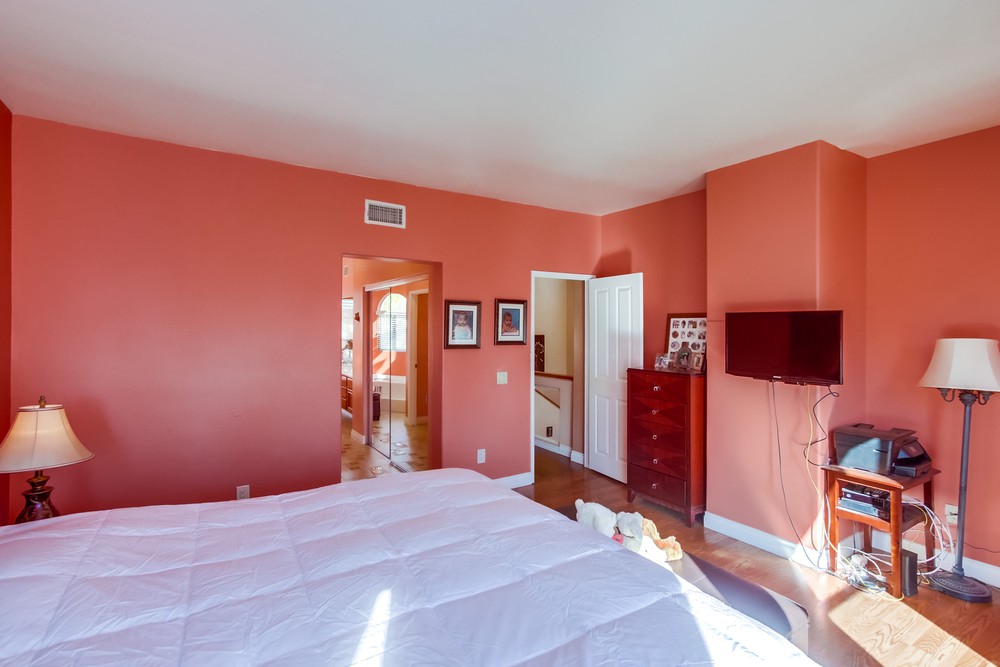 Virtual tour photo 27 of 49 for 13933 Carmel Ridge Rd