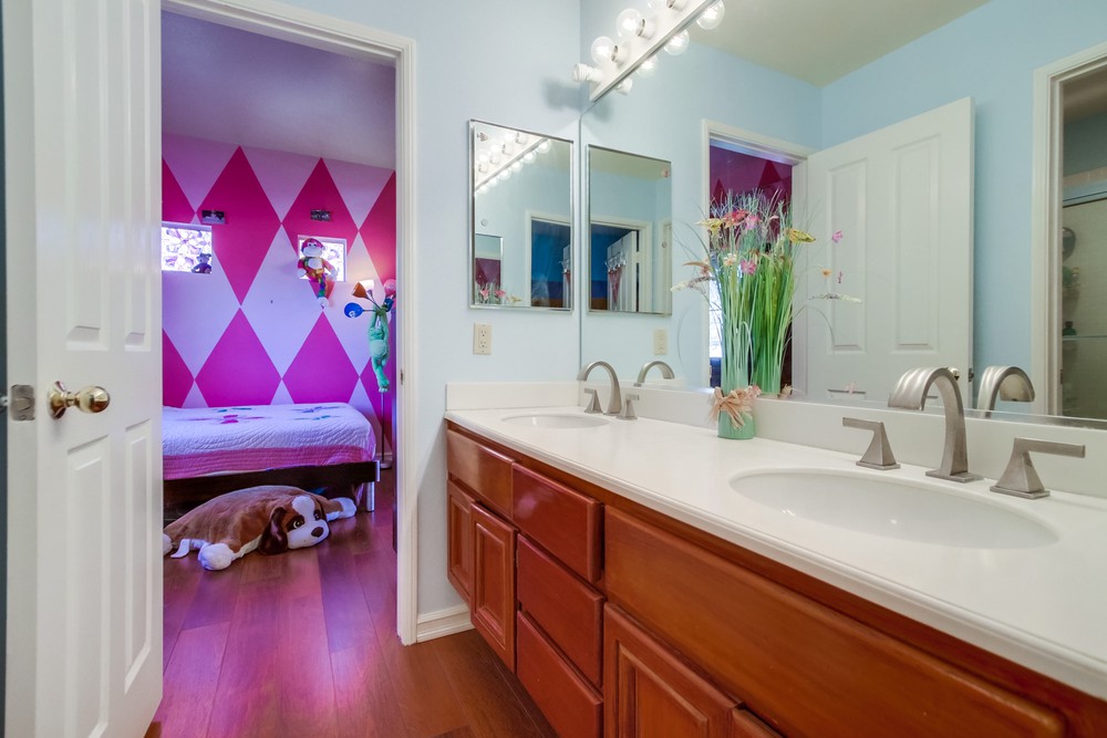 Virtual tour photo 36 of 49 for 13933 Carmel Ridge Rd